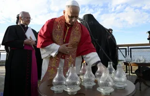 البابا لاوون الرابع عشر يترأّس لقاءَ صلاةٍ مسكونيًّا في موقع كنيسة القدّيس نيوفيطس-نيقيا مصدر الصورة: فاتيكان ميديا