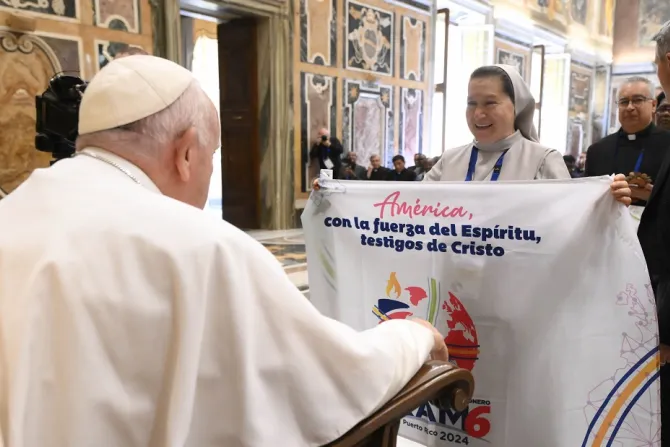 البابا فرنسيس يلتقي اليوم المشاركين في الجمعيّة العامة للأعمال الرسوليّة الباباويّة