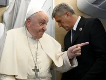 البابا فرنسيس يعقد مؤتمرًا صحافيًّا على متن رحلته العائدة من منغوليا إلى إيطاليا