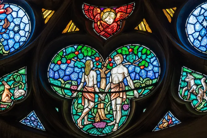 العائلة المسيحيّة صورة للوحدة بين الأقانيم الثلاثة في الثالوث القدّوس