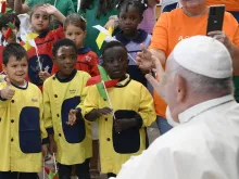 البابا فرنسيس يزور المركز الراعوي في سرافينا