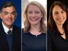 جانيت دي ميلو وكيلسي ويكس وشانون مولين (من اليمين إلى اليسار)