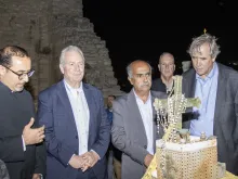 صلاة لأجل السلام في قلب كنيسة الخضر الأثريّة