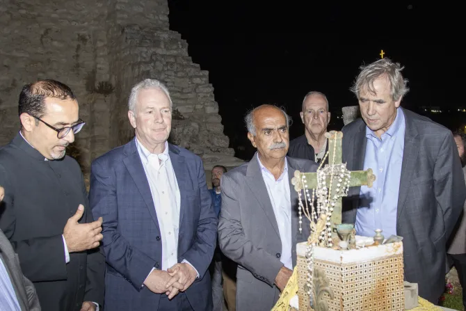 صلاة لأجل السلام في قلب كنيسة الخضر الأثريّة