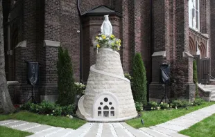 تمثال سيّدة لبنان في تورنتو Provided by: Our Lady of Lebanon Parish-Toronto/CNA