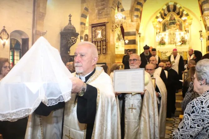 جانبٌ من قدّاس الشكر في كنيسة السيّدة أمّ المعونات-حلب لمناسبة إعلان قداسة إغناطيوس مالويان