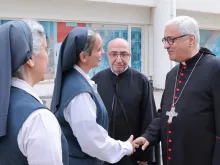 عبد الساتر يتفقّد مستشفى السان شارل-الفياضيّة، لبنان ويترأّس قدّاسًا إلهيًّا فيه