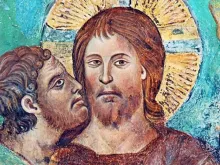 يهوذا الإسخريوطي يسلّم يسوع المسيح بقبلة