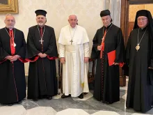 البابا فرنسيس يلتقي بطاركة الشرق الكاثوليك