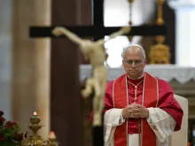 البابا لاوون الرابع عشر يصلّي في بازيليك القدّيس بولس خارج الأسوار-روما لتذكّر شهداء الإيمان في القرن الـ21 (14 سبتمبر/أيلول 2025)