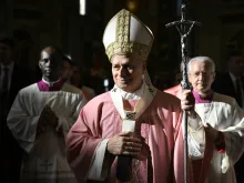 البابا لاوون الرابع عشر يحتفل بالذبيحة الإلهيّة في بازيليك القدّيس بطرس الفاتيكانيّة لمناسبة يوبيل المساجين في ديسمبر/كانون الأوّل 2025