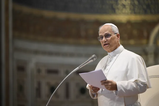 البابا لاوون الرابع عشر يلقي كلمة أمام أبرشيّة روما في بازيليك القدّيس يوحنّا اللاترانيّة (19 سبتمبر/أيلول 2025)