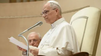 البابا لاوون الرابع عشر يلقي كلمة في خلال لقائه المشاركين في يوبيل الحكّام في يونيو/حزيران 2025 مصدر الصورة: فاتيكان ميديا