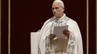 البابا لاوون الرابع عشر يتلو صلاة الغروب في بازيليك القدّيس بطرس الفاتيكانيّة مساء 31 ديسمبر/كانون الأوّل 2025 مصدر الصورة: فاتيكان ميديا