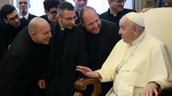 البابا فرنسيس يلتقي إكليريكيّي مدينة روما في ديسمبر/كانون الأوّل 2022 مصدر الصورة: فاتيكان ميديا