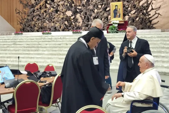 البابا فرنسيس والبطريرك الراعي في خلال اللقاءات السينودسيّة، الفاتيكان