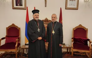 يونان يزور ميناسيان في مقرّ كرسيّه البطريركيّ-بيروت، لبنان مصدر الصورة: بطريركيّة السريان الكاثوليك