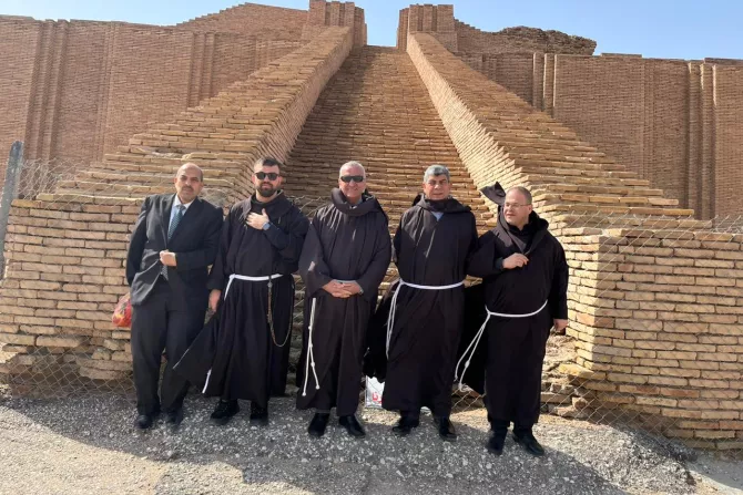 الرهبان الفرنسيسكان - حراسة الأراضي المقدسة في العراق