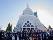 صورة جامعة للجمعيّة السينودسيّة القارّية للكنائس الكاثوليكيّة في الشرق الأوسط