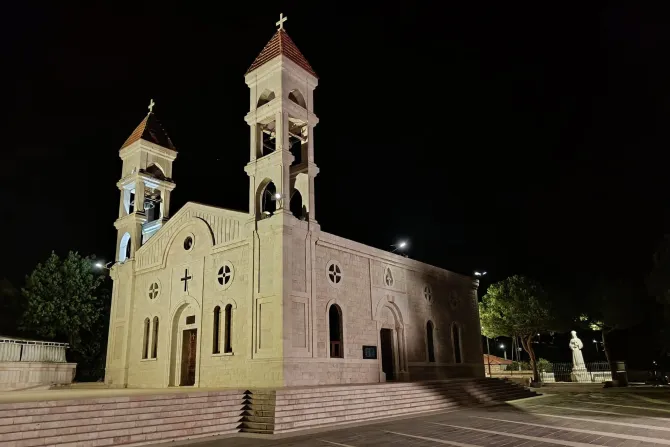 مزار سيّدة بشوات