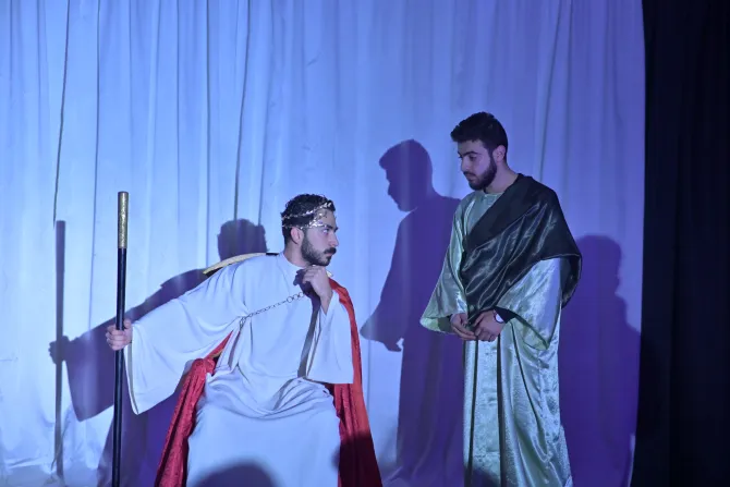 من الأمسية الميلاديّة في كاتدرائيّة سيّدة الانتقال في الحسكة - سوريا