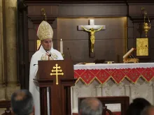 الراعي يترأس الذبيحة الإلهيّة في بكركي